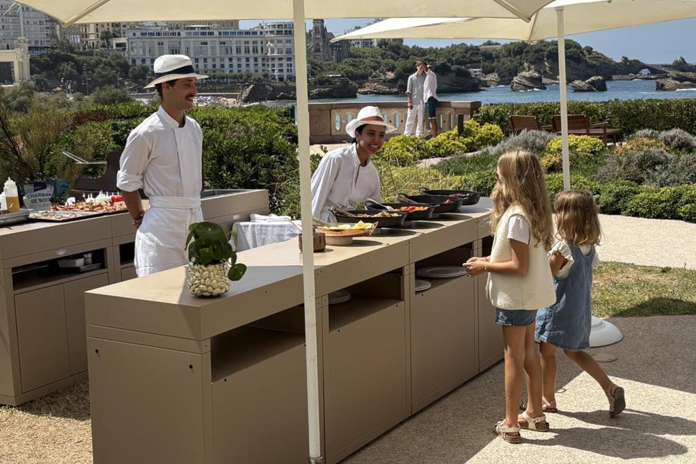 Photo actualité Outdoor Kitchens for Hotels: How to Turn a Terrace into a Profitable Dining Space